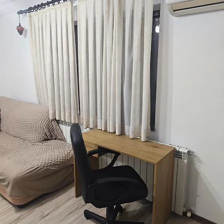 Banchevi Guest דירה *